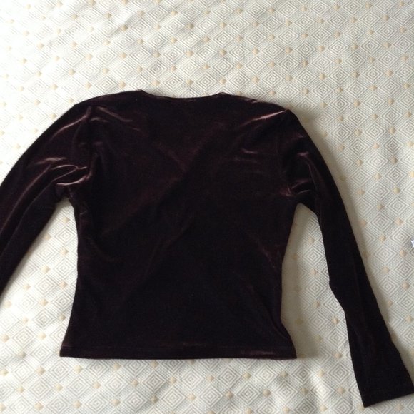 Benelle velvet mini skirt & top set - Picture 7 of 9